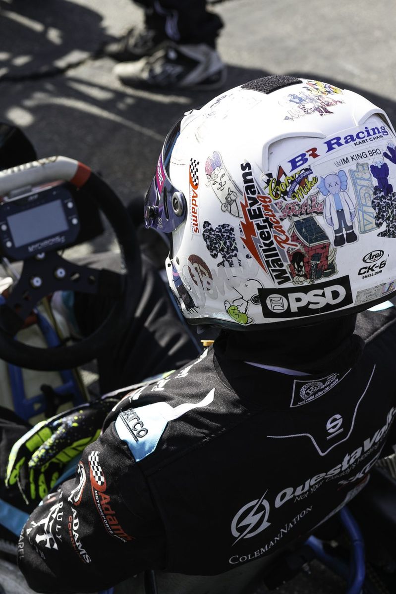 Helmet and wheel